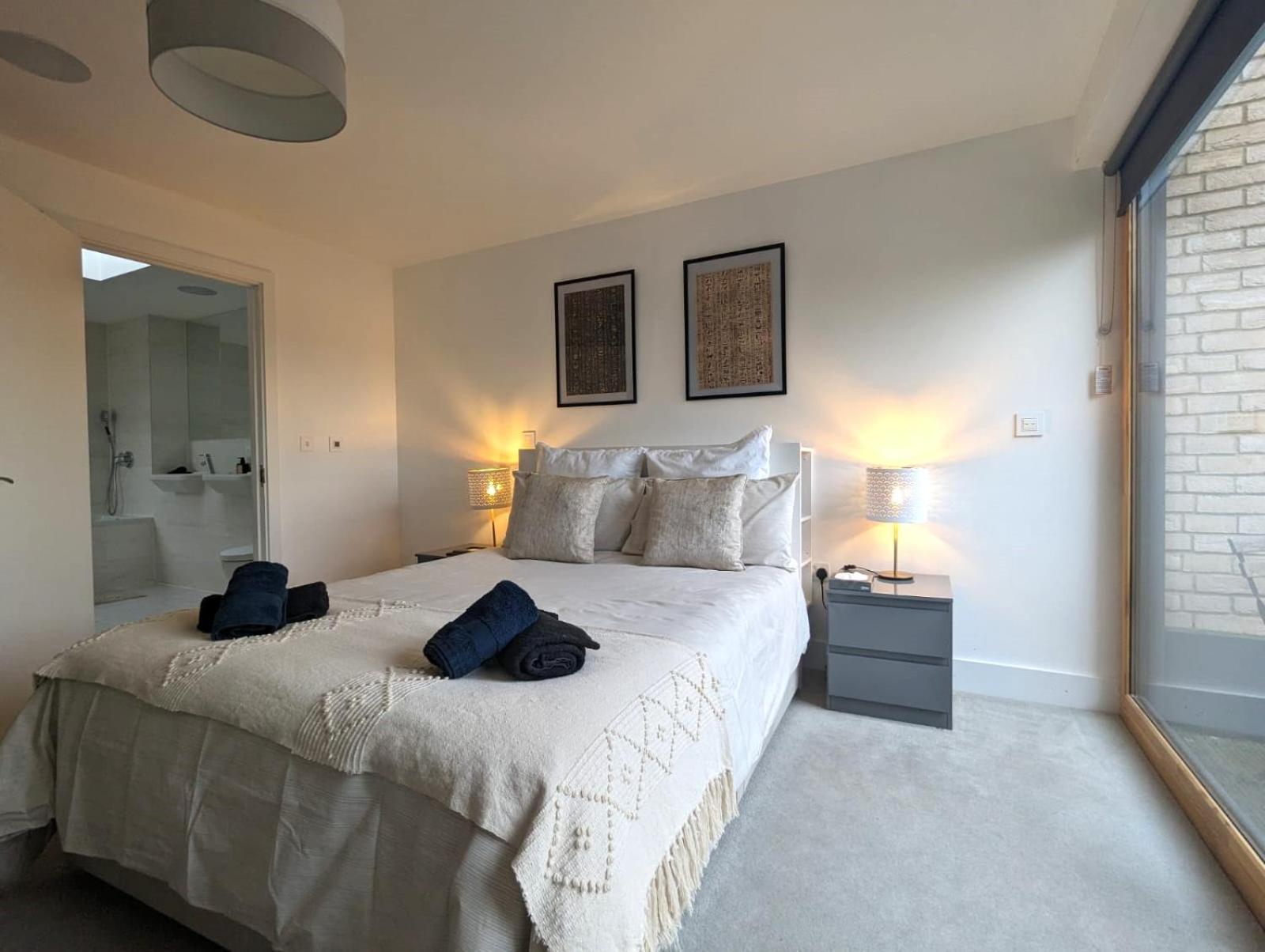 Luxurious & Modern Townhouse In Hammersmith Apartment London Exterior photo